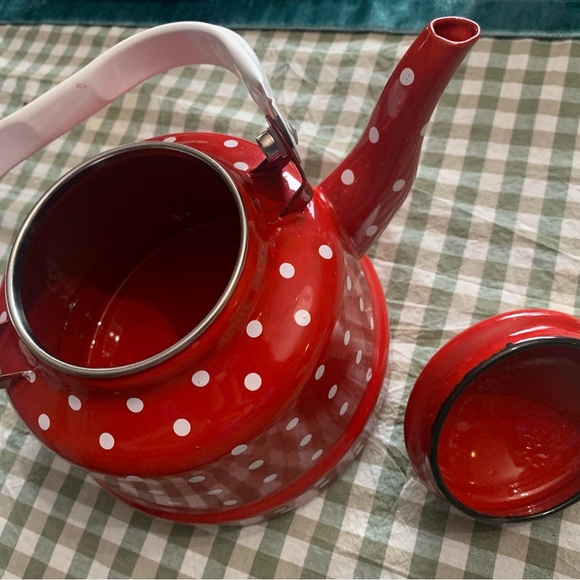 1.8 quart vintage enamel tea kettle , no whistling - Picture 6 of 6